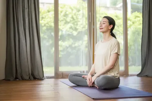 Mindfulness untuk pemula bisa berguna untuk kehidupan menjadi lebih tenang dalam menghadapi situasi apapun